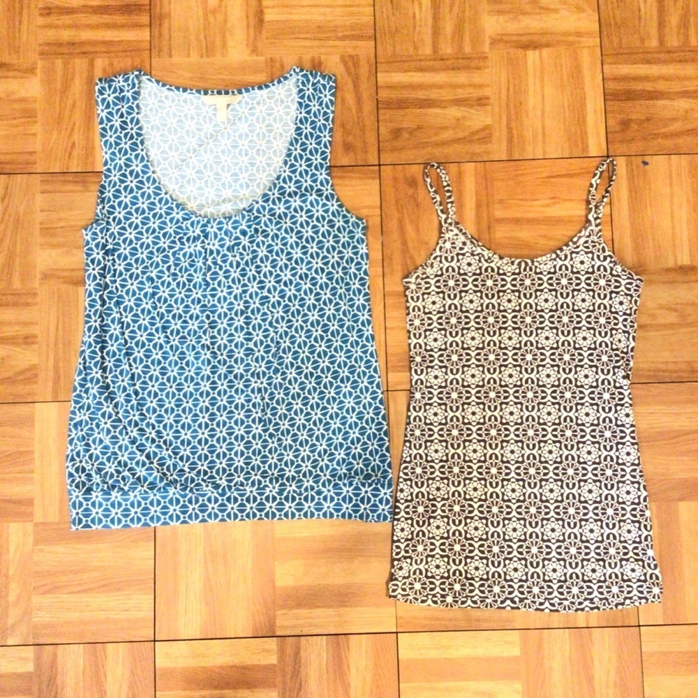 (2) Banana Republic Tile Print Tank Tops Small